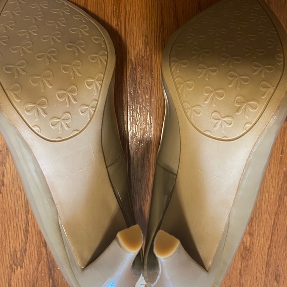 RAMPAGE TAN SHOES/PUMPS - Picture 5 of 6